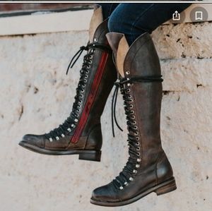 Size 9 black/brown roman freebird boots distressed and in excellent condition